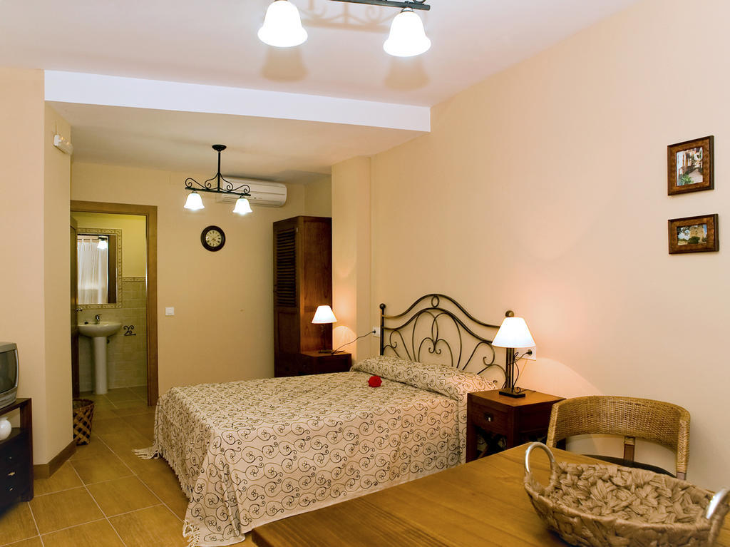 Apartamentos Rurales La Vera Jarandilla de la Vera Phòng bức ảnh